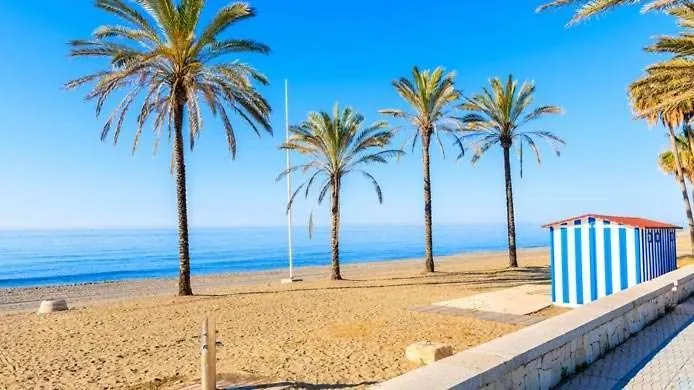 Apartamento Amplio estudio en centro y playa Victoria 13 Málaga